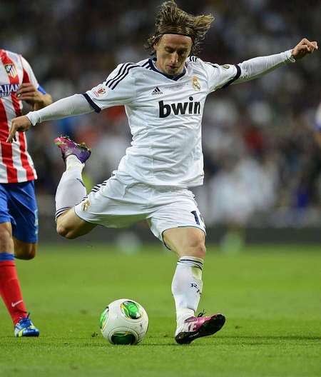 姆巴佩欧冠生涯已5次戴帽，仅次于梅西、C罗和莱万