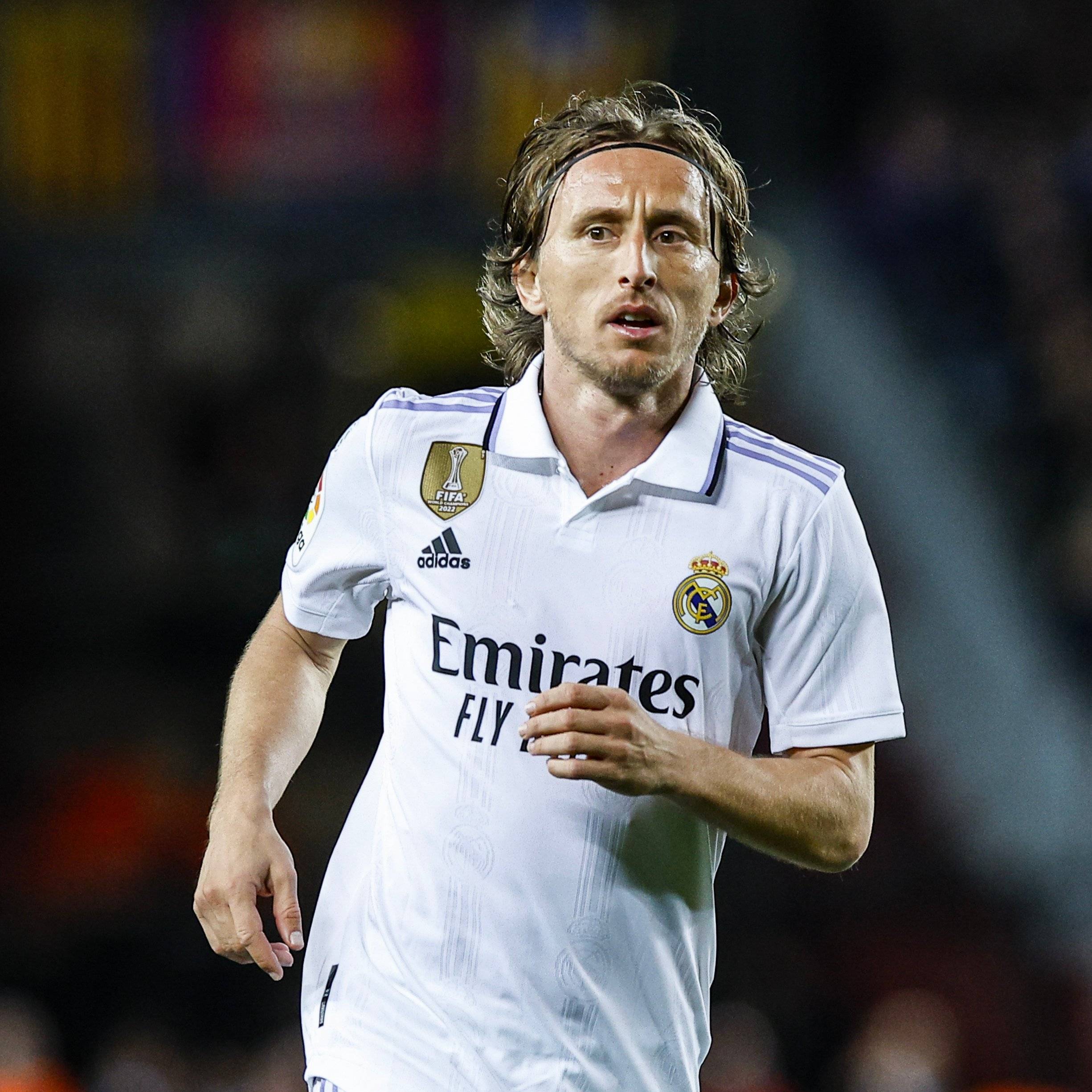 普里查德和沃尔什第二节得分均上双，上半场合砍28分9板6助