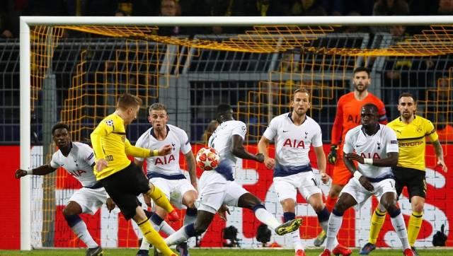 大连英博外援拉布亚德离队，本赛季表现起伏，遭质疑，终与俱乐部解约。