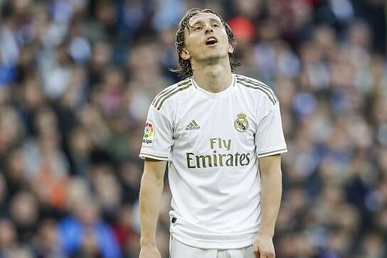 NBA战报：福克斯31分，马刺114-112险胜魔术